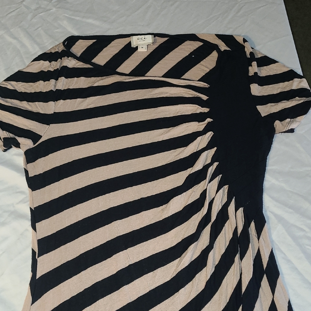ECI Diagonal Striped Black and Tan Tee Last Call Free With Sale